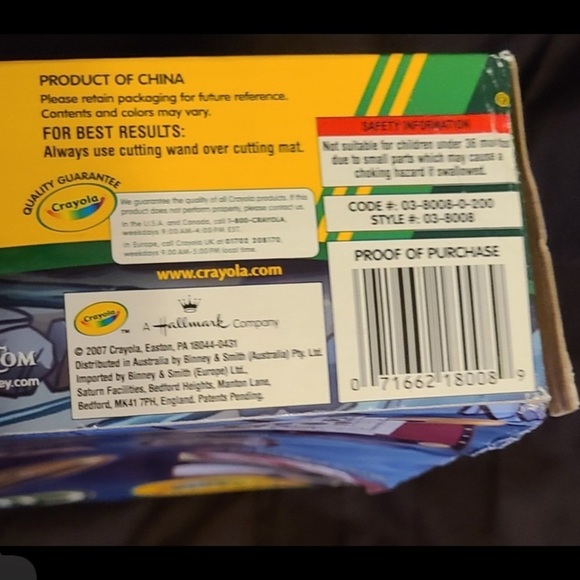 Pirates of the Caribbean Crayola Cutter NIB - Picture 4 of 4